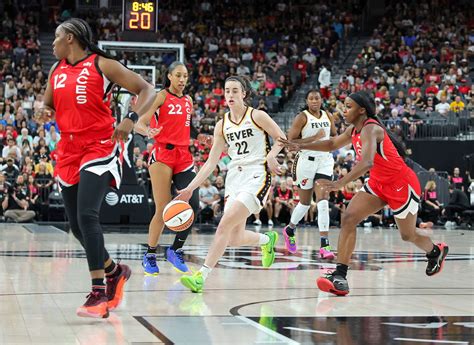 Las Vegas Aces beat Indiana Fever in front of largest WNBA .